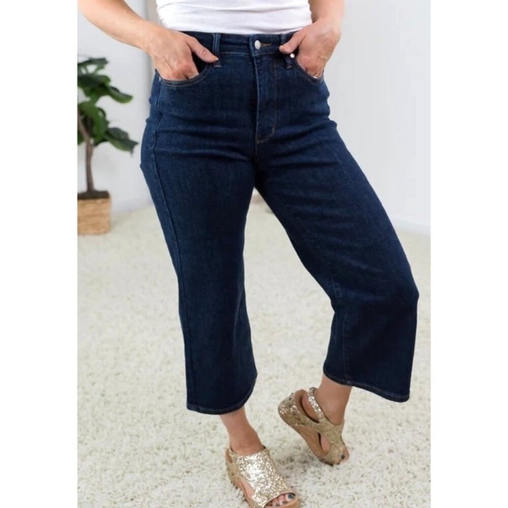 JUDY BLUE Womens Jeans Cropped Tummy Control Wide Leg